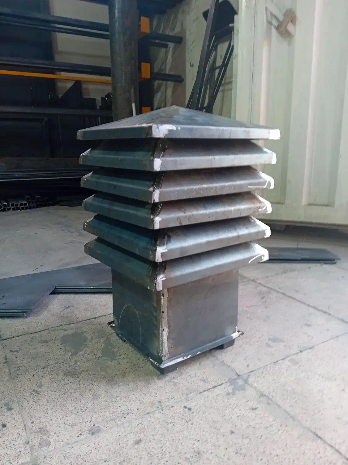 جوشکاری .آهنگری|خدمات پیشه و مهارت|رودهن, |دیوار