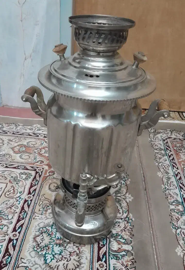 سماور نفتی قدیمی|سماور، چای‌ساز، قهوه‌ساز|تهران, اکباتان|دیوار
