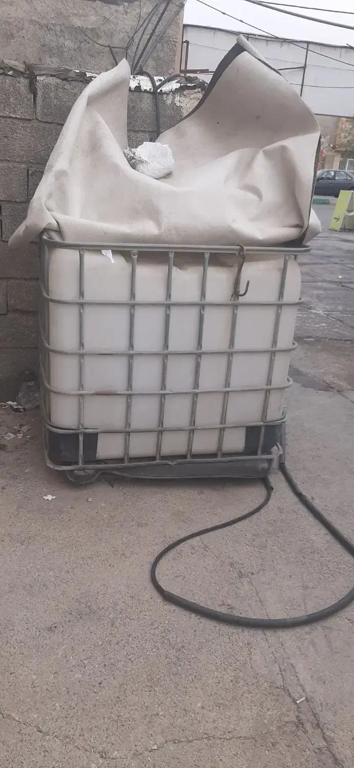 مغزن آب ۱۰۰۰ لیتری|مصالح و تجهیزات ساختمان|ایلام, |دیوار