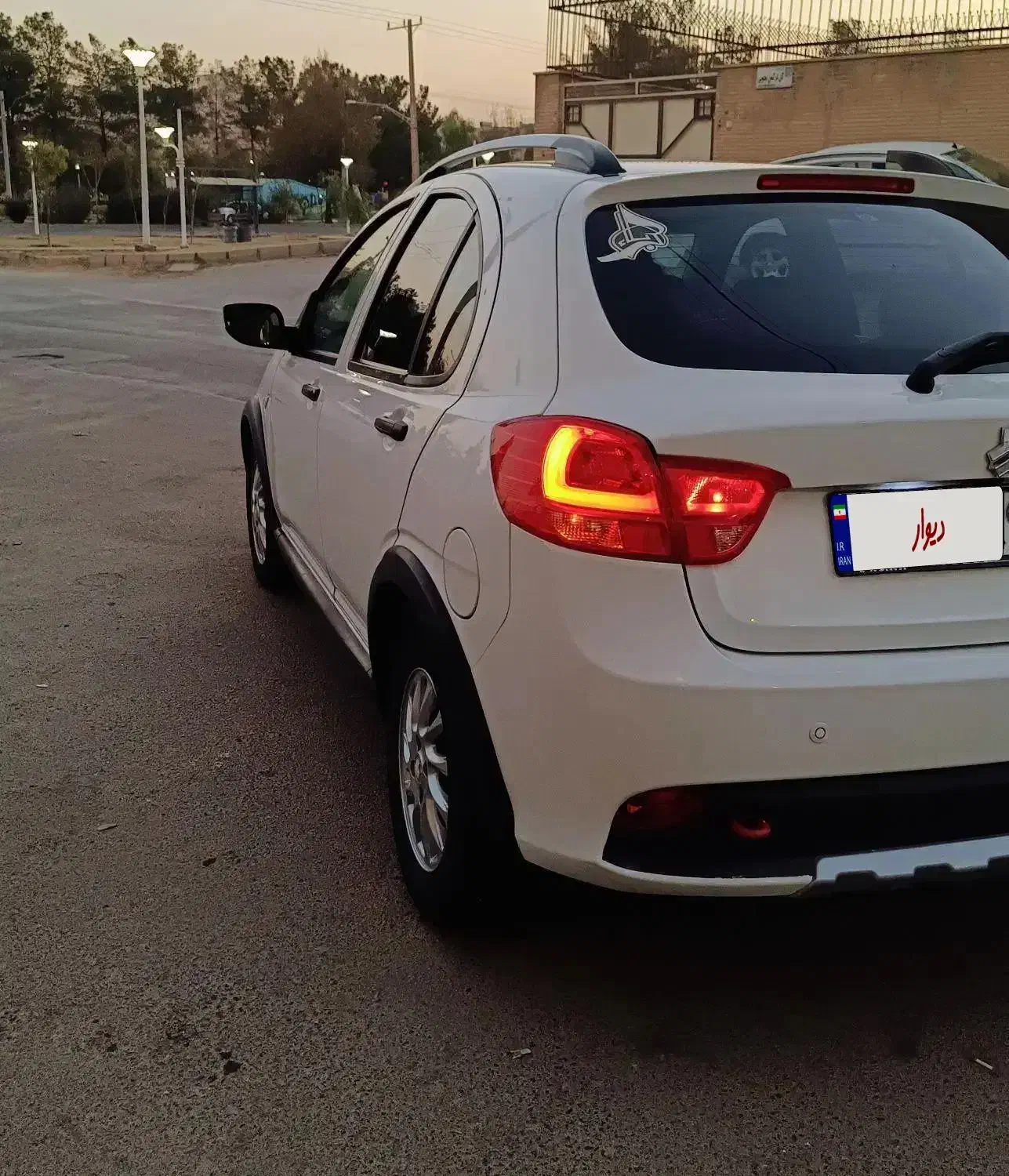 کوییک اتوماتیک|خودرو سواری و وانت|اصفهان, شهرک میلاد|دیوار