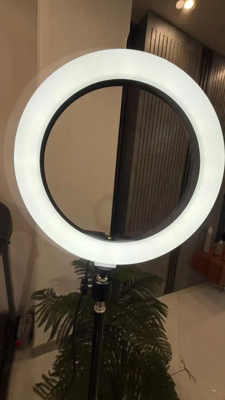 رینگ لایت|دوربین عکاسی و فیلم‌برداری|شهریار, شهریار|دیوار