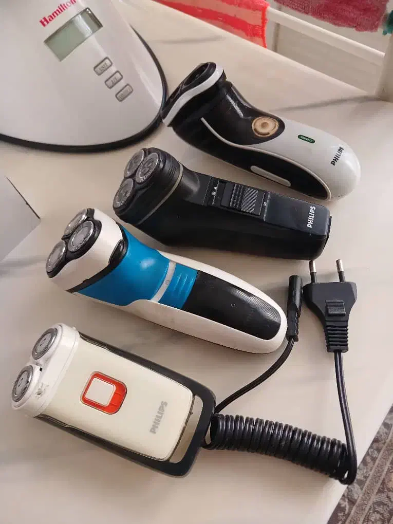 تعدادی ریش تراش فیلیپس اصلی|آرایشی، بهداشتی، درمانی|تهران, شهرک فرهنگیان|دیوار