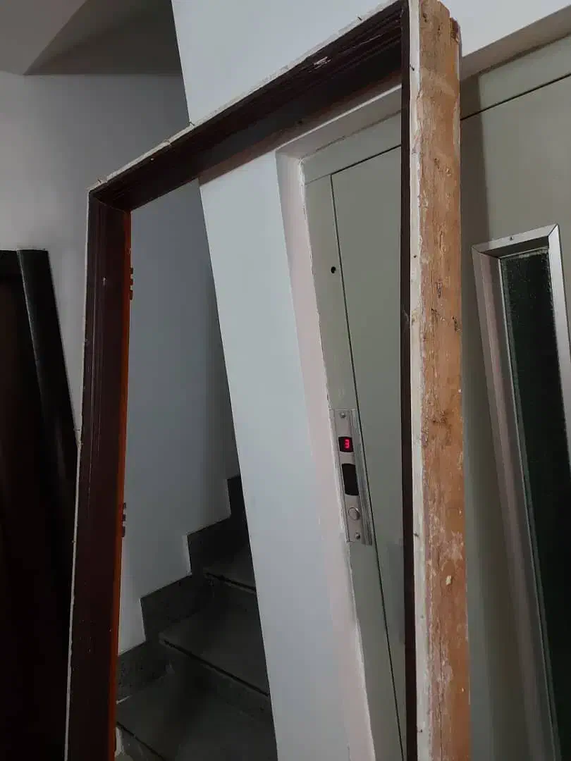 درب ورودی یک لت و نیم به عرض ۱۱۵ و گارد اهنی|مصالح و تجهیزات ساختمان|گرگان, |دیوار