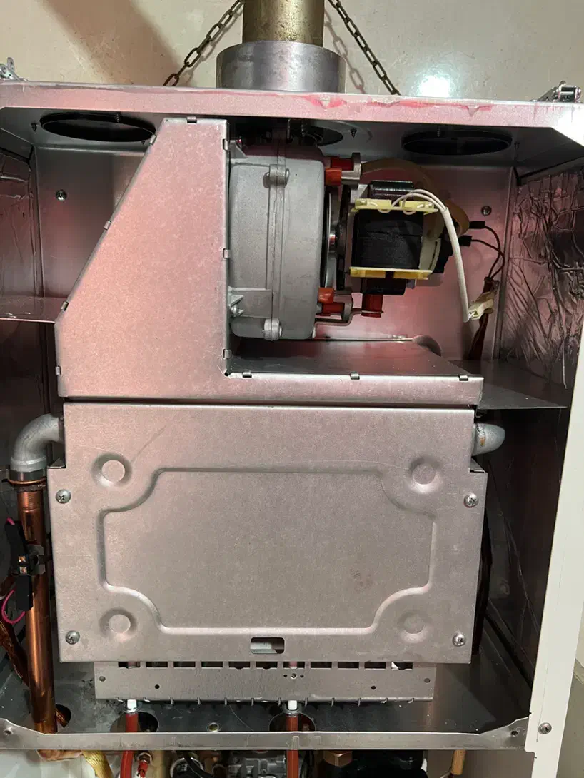 پکیج ایران رادیاتور L24 در حد نو با ضمانت|آبگرمکن، پکیج، شوفاژ|تهران, وحیدیه|دیوار