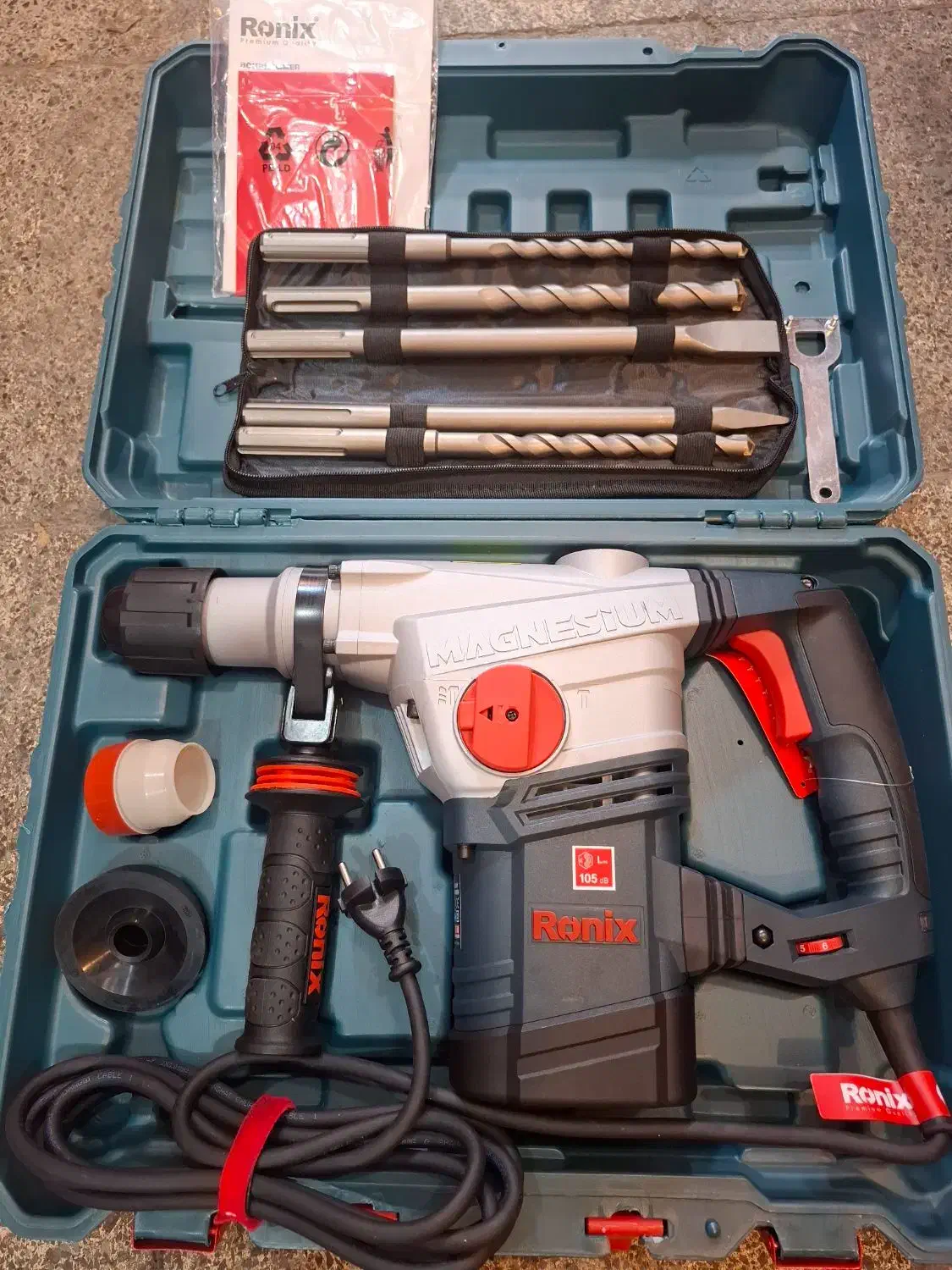 دریل بتن کن دوکاره ۷کیلویی رونیکس|ماشینآلات صنعتی|اهواز, ۳۰ متری|دیوار