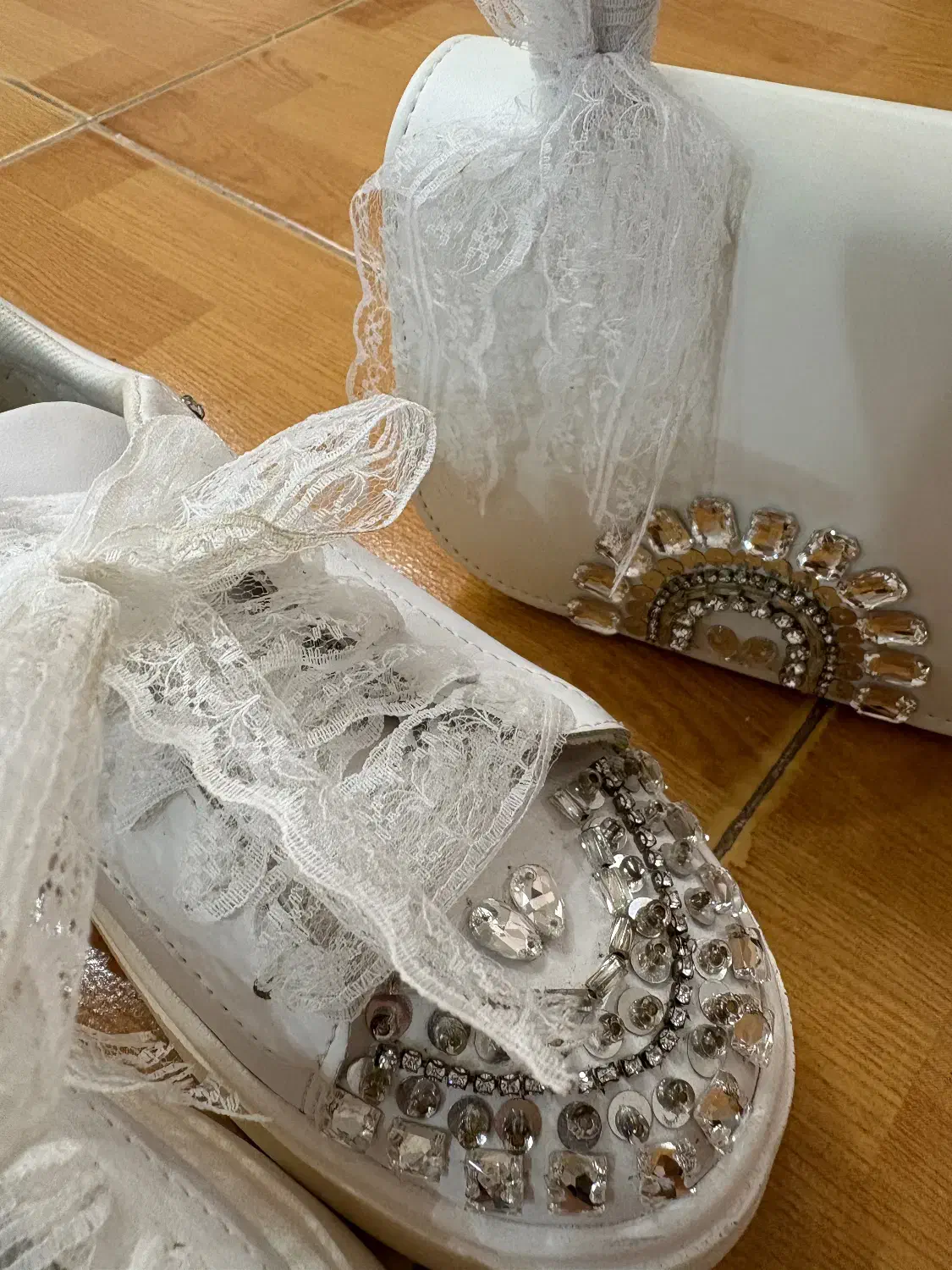 کیف و کتونی ست کارشده|کیف، کفش، کمربند|گنبد کاووس, |دیوار