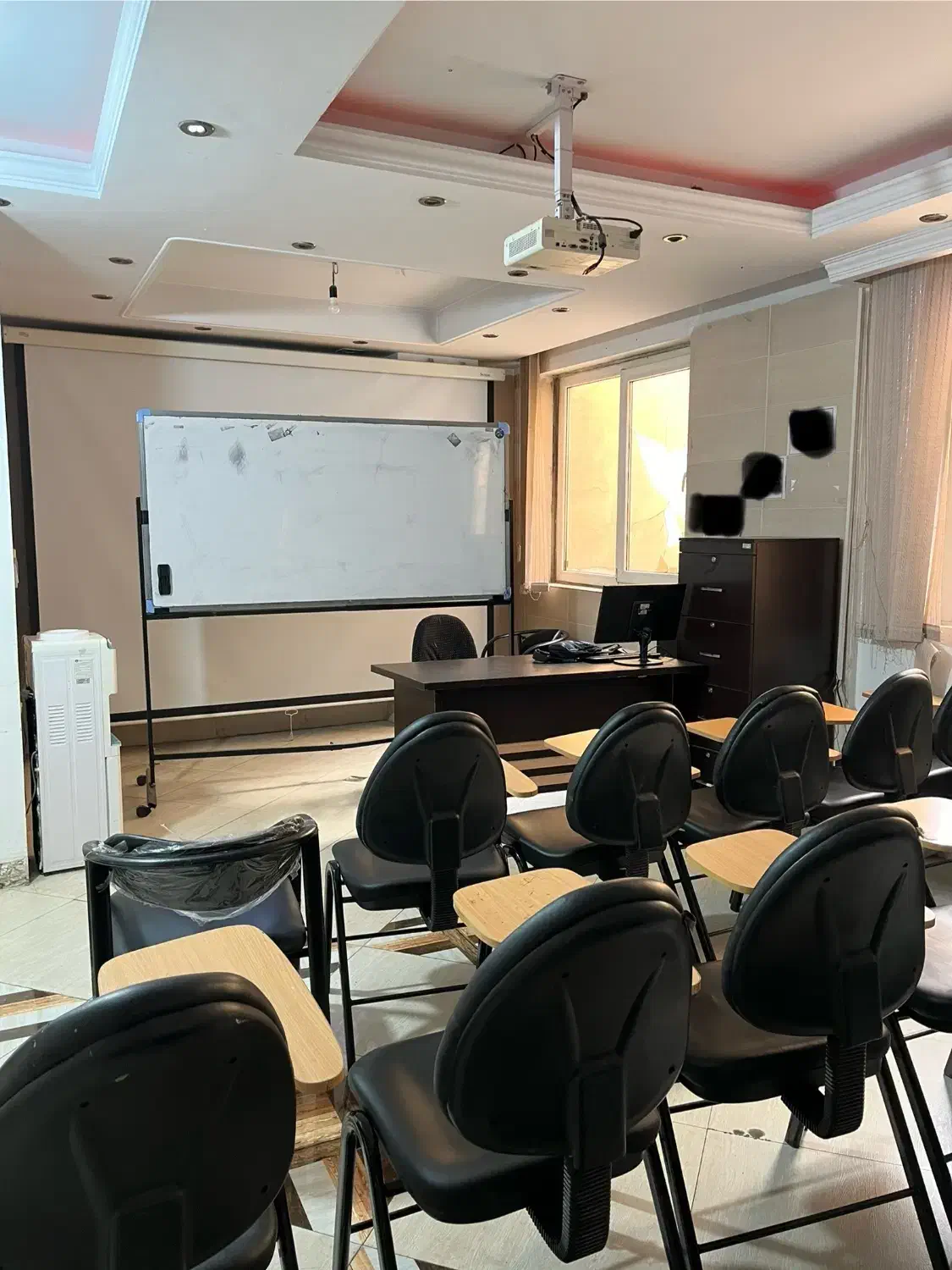 اجاره فضای آموزشی|اجارهٔ کوتاه‌مدت دفتر کار و فضای آموزشی|تهران, مختاری|دیوار