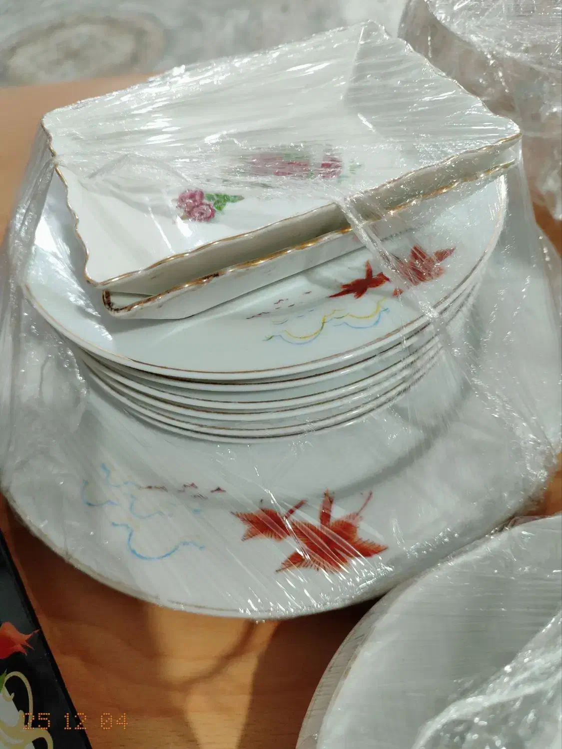 ظروف آشپز خانه|ظروف سرو و پذیرایی|اردستان, |دیوار