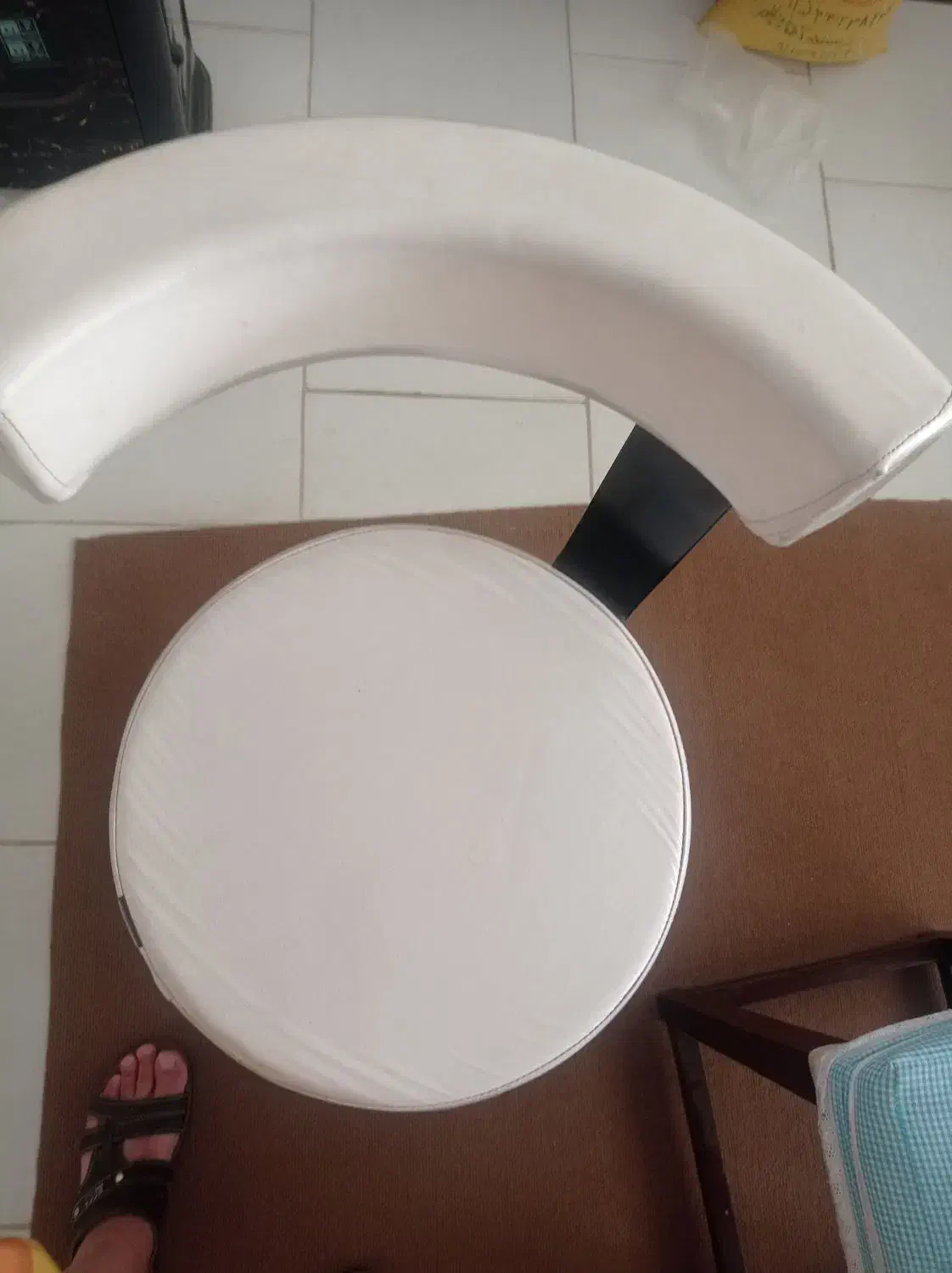 صندلی چرخان سفیدتمیز|صندلی و نیمکت|مشهد, امیریه|دیوار