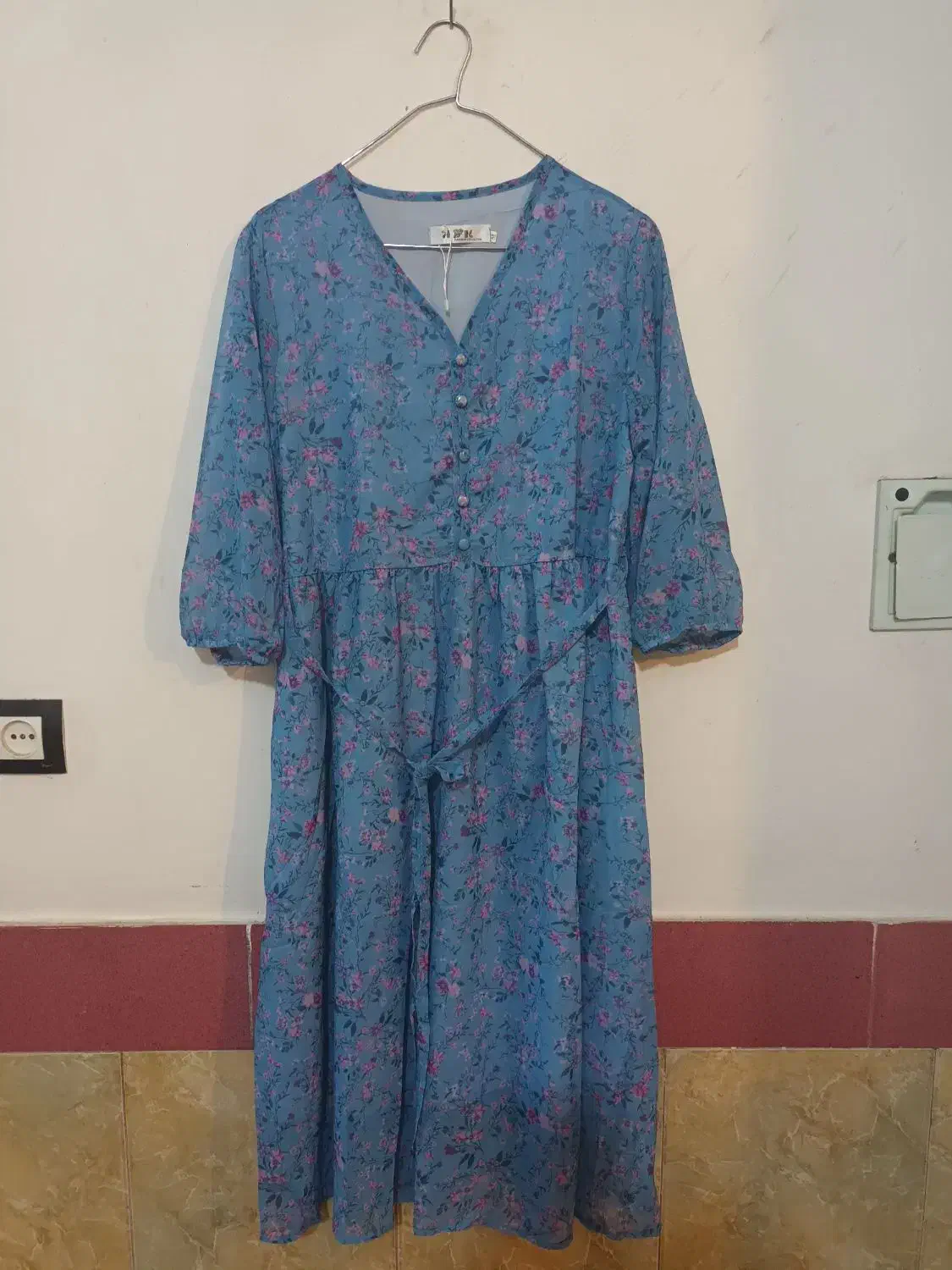 پیراهن|لباس|خرم‌آباد, |دیوار