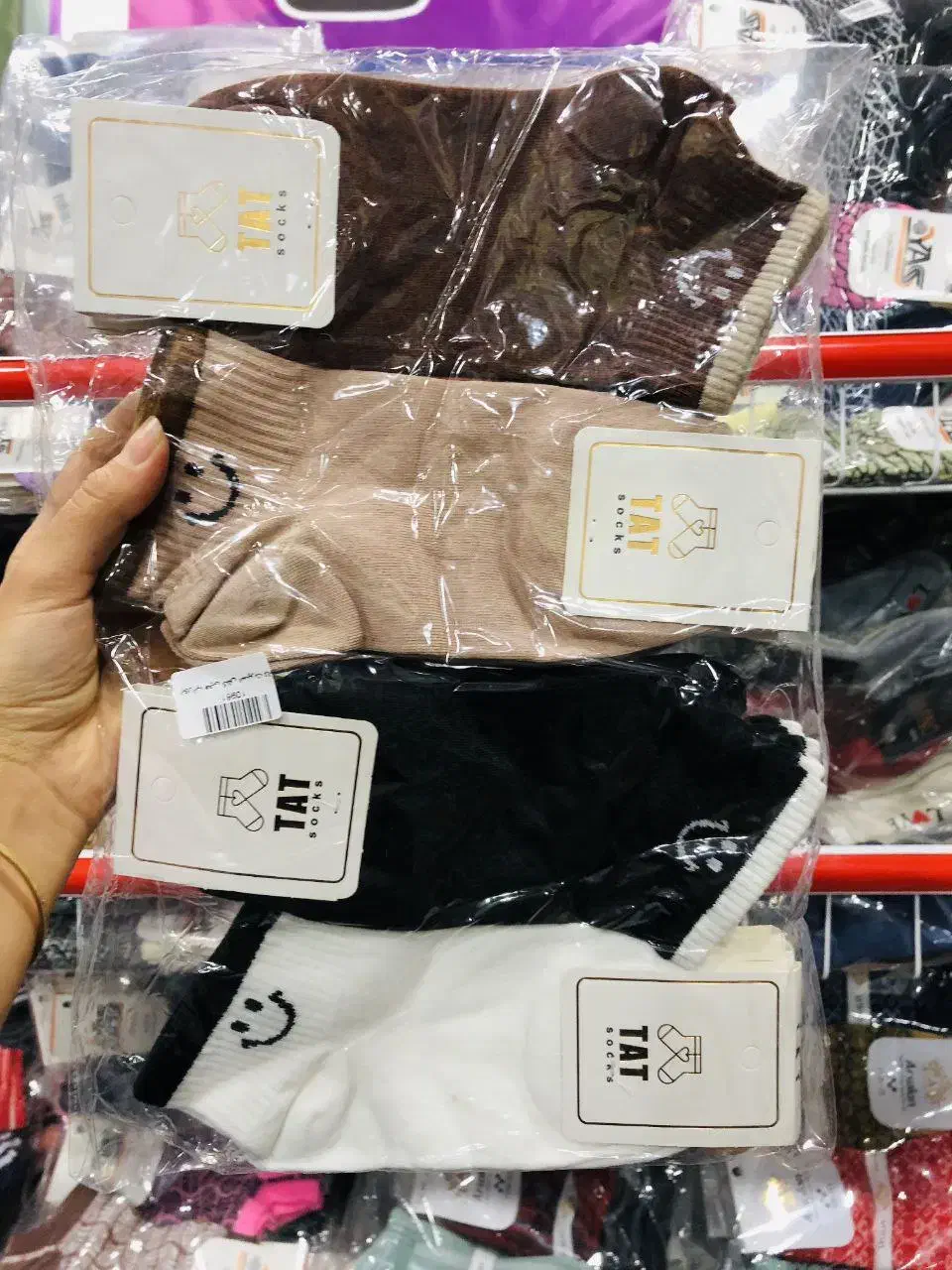 جوراب فروشی حلیا خانوم|عمده‌فروشی|اصفهان, بختیاردشت (شهرک پرتو)|دیوار