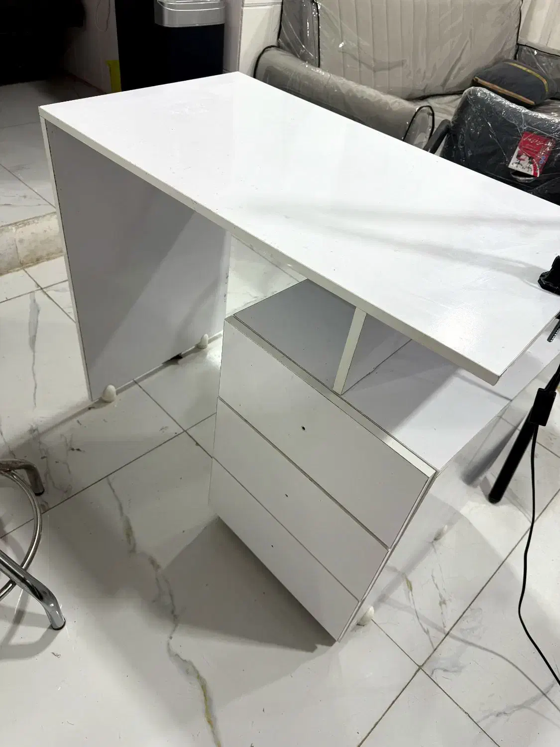 میزکامپیوتروناخن کاری|میز تحریر و کامپیوتر|شوشتر, |دیوار