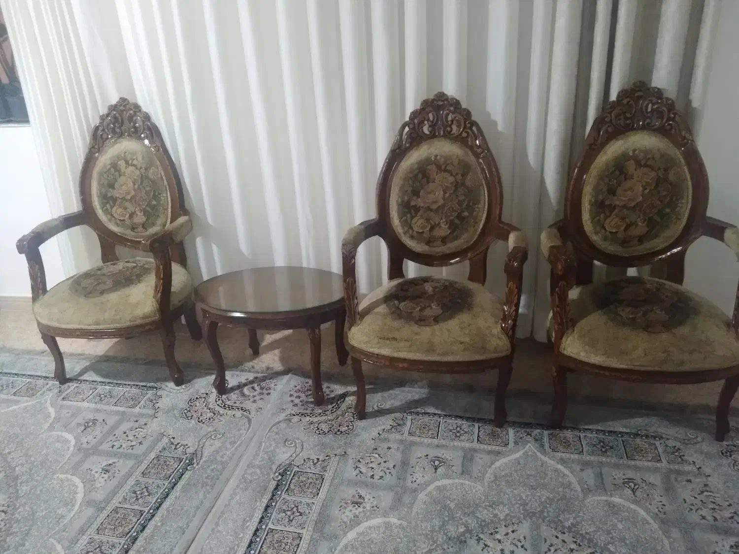 مبل سلطنتی|مبلمان خانگی و میز عسلی|سیاهکل, |دیوار