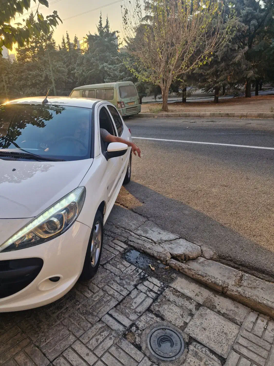 ۲۰۷ اتومات مدل ۹۹بیرنگ|خودرو سواری و وانت|تهران, باشگاه نفت|دیوار