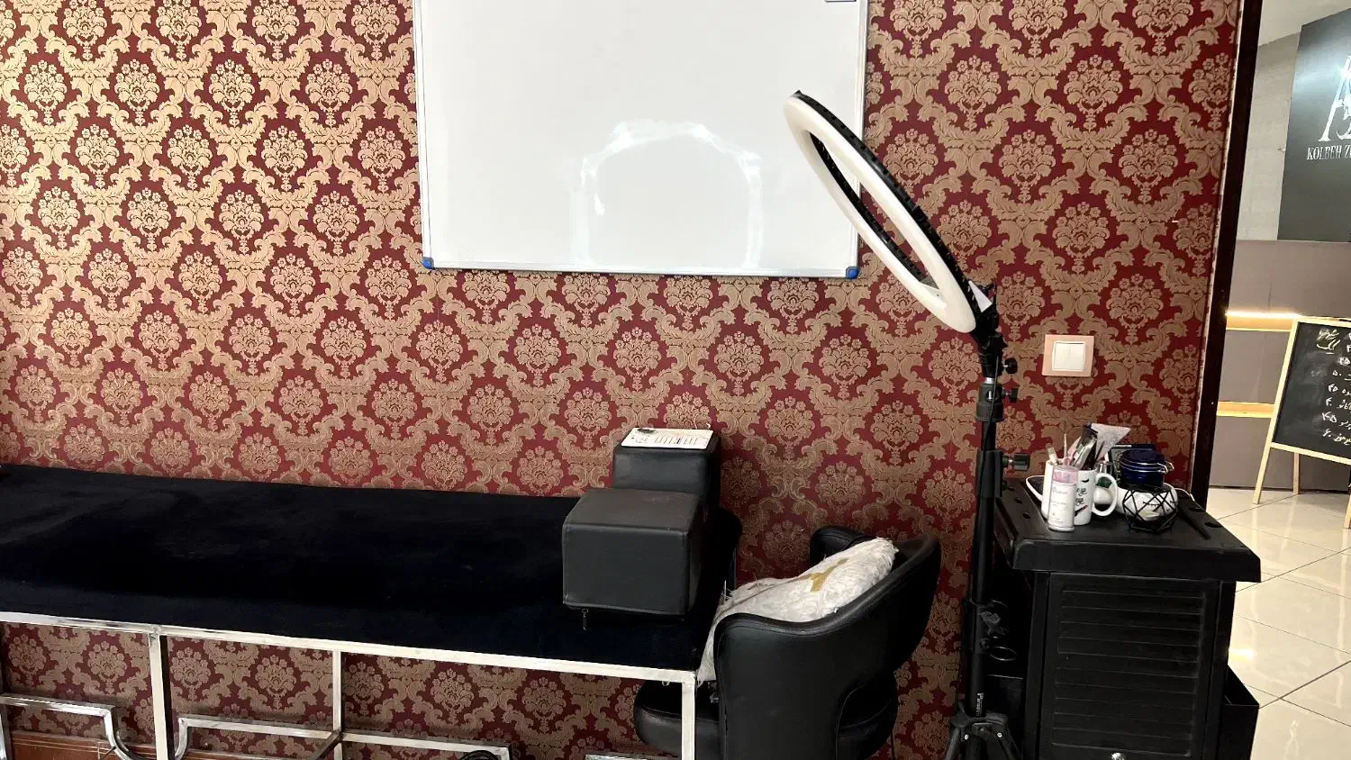 اجاره تخت مژه در آکادمی کلبه زیبایی|خدمات آرایشگری و زیبایی|کرج, شهرک بنفشه|دیوار