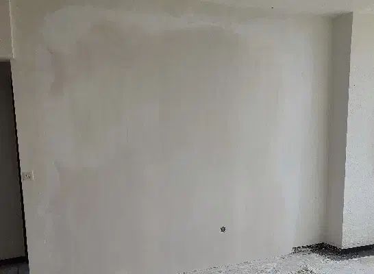 گچکاری ونقاشی کارهای تعمیراتی لکه گیری خورده کاری|خدمات پیشه و مهارت|لنجان, |دیوار