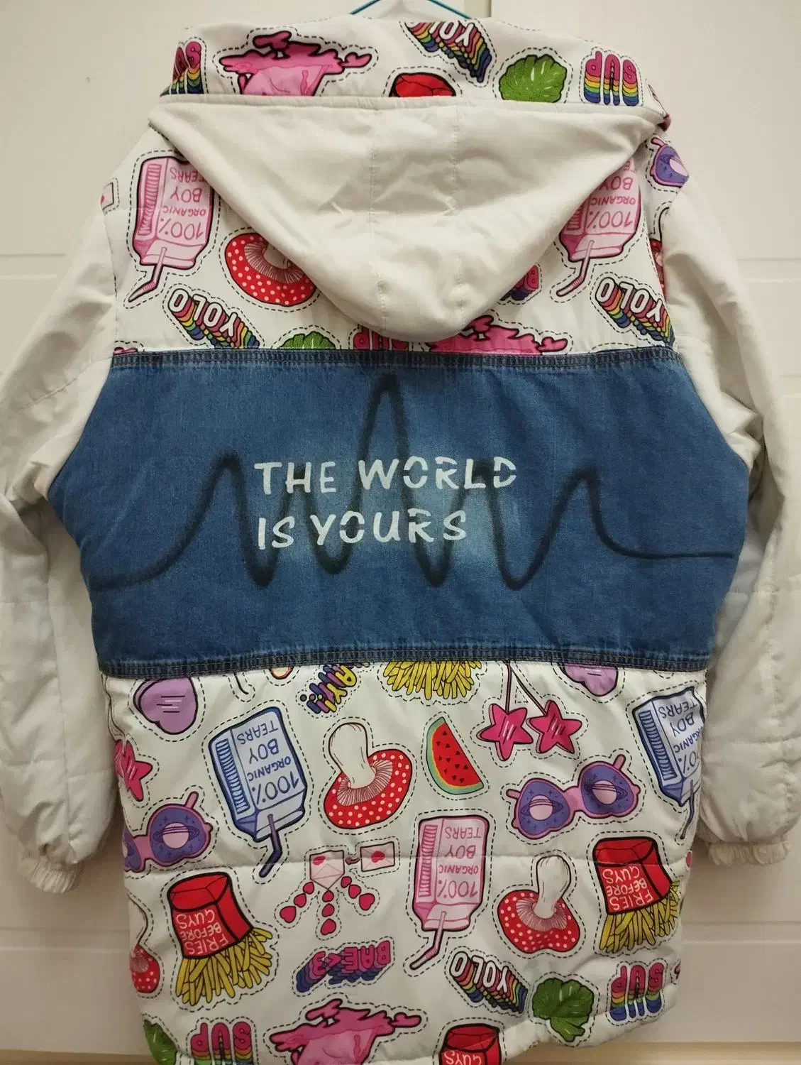 کاپشن اسپرت|لباس|تهران, هلال احمر|دیوار