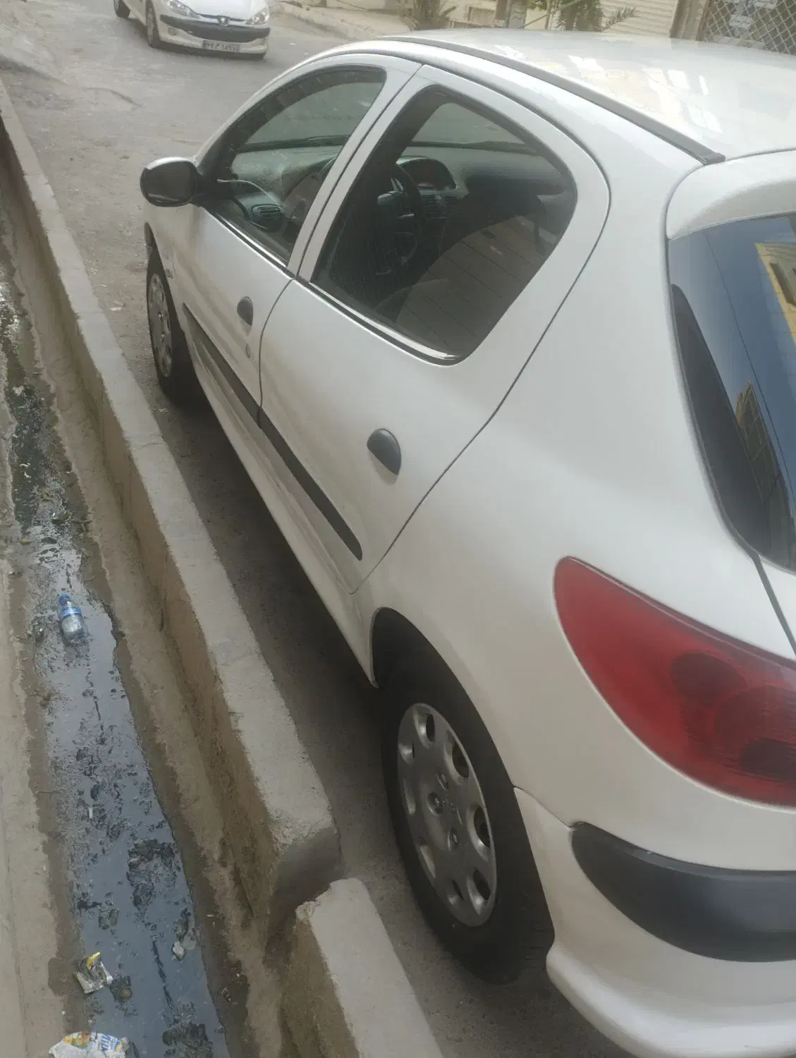 ۲۰۶ تیپ ۲|خودرو سواری و وانت|پرند, فاز ۴|دیوار