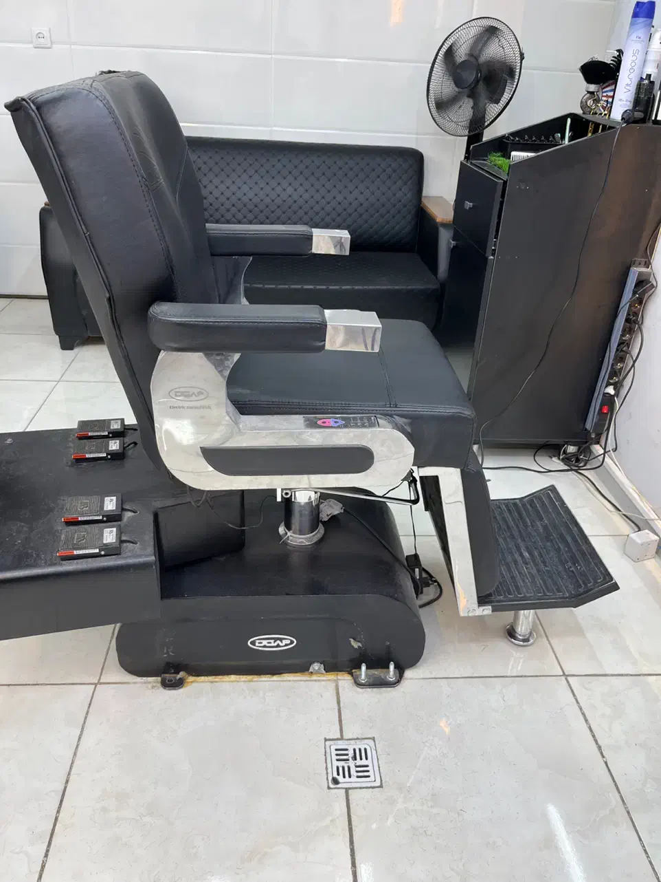 صندلی آرایشگاه|آرایشگاه و سالن‌های زیبایی|قم, بنیاد|دیوار