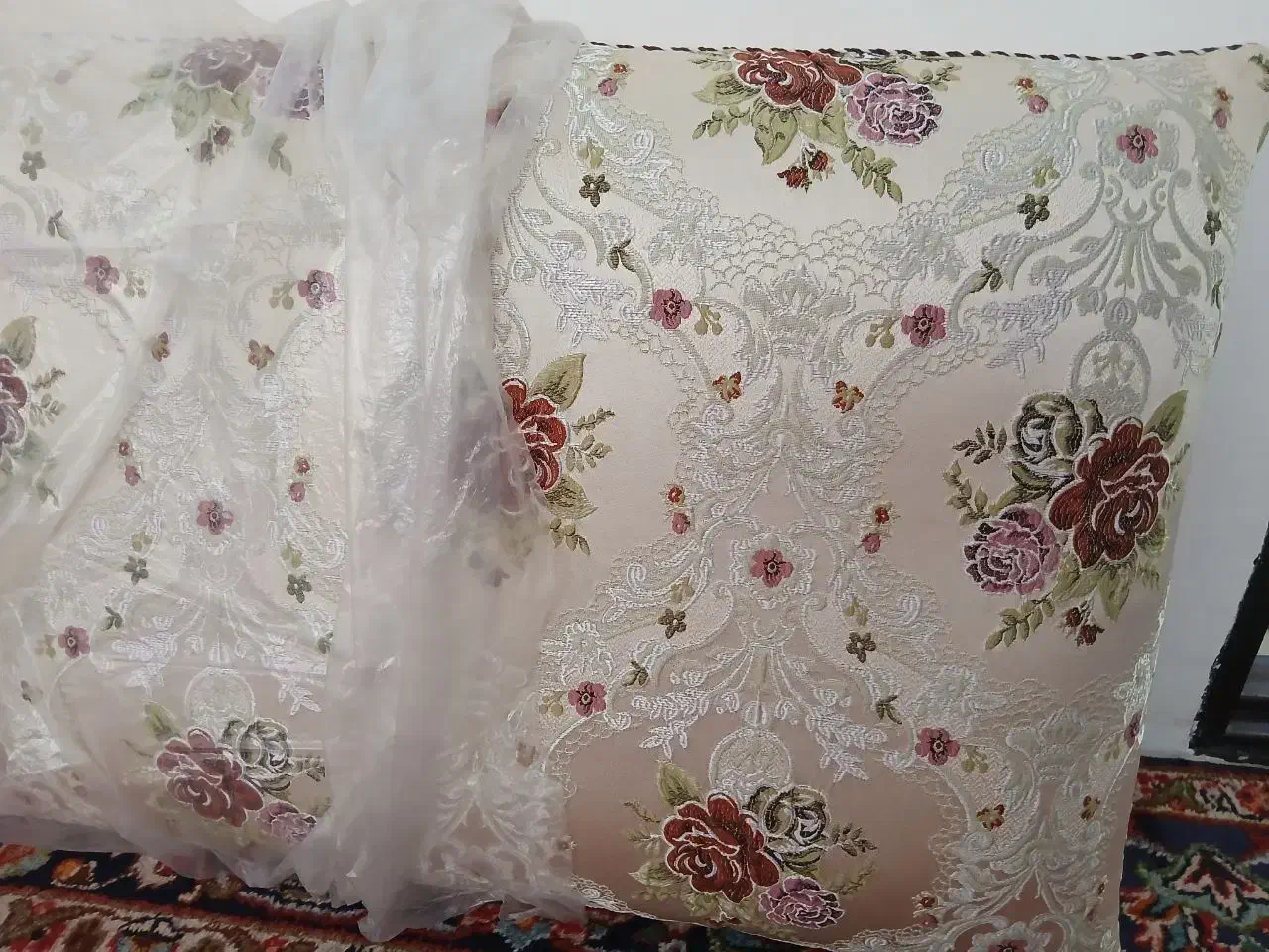 لوازم منزل|فرش|خوی, |دیوار