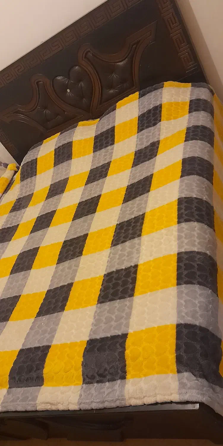 تخت خواب دونفره به همراه تشک|تخت و سرویس خواب|شهرکرد, |دیوار