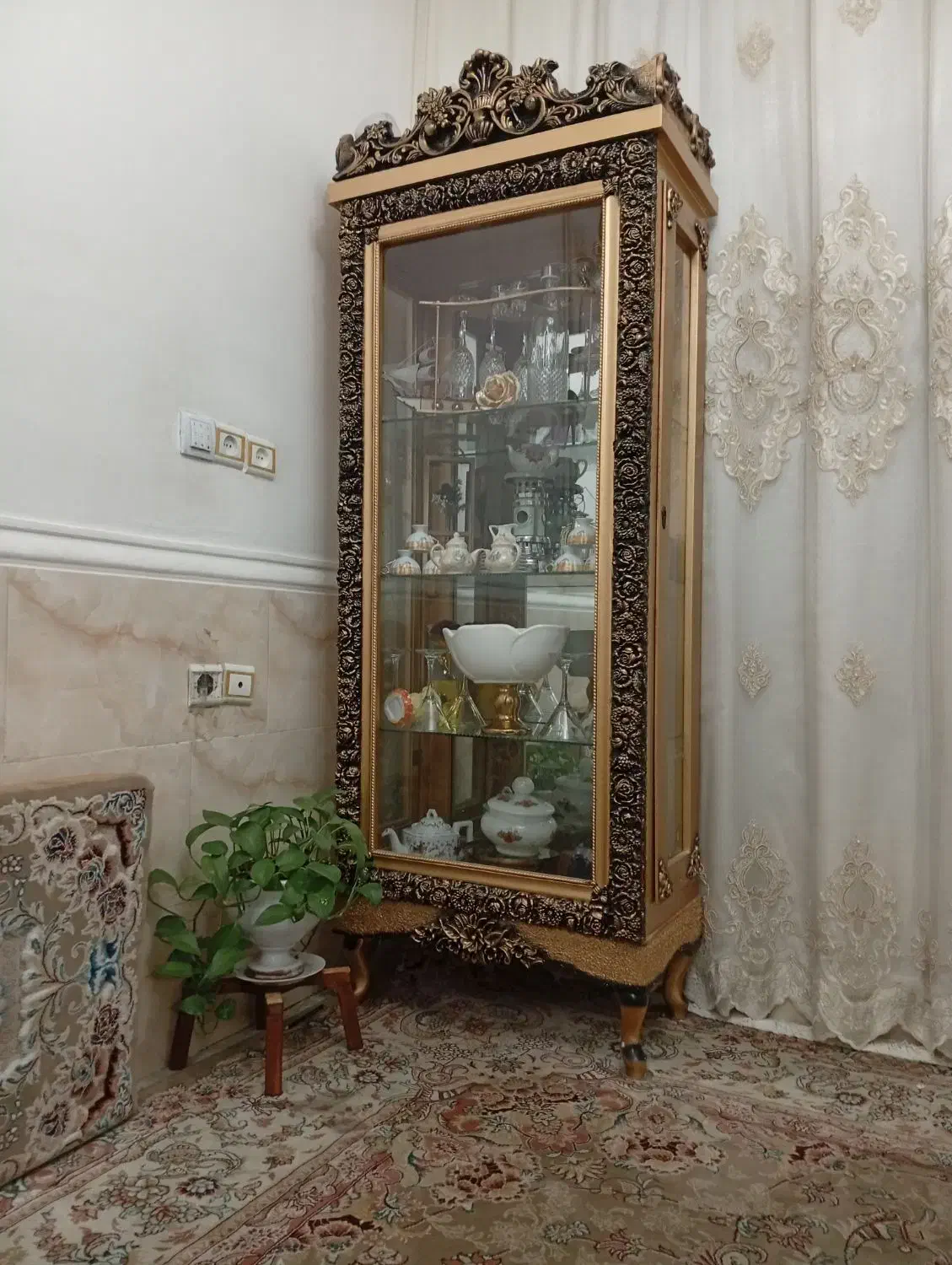 بوفه مجلسی|بوفه، ویترین، کنسول|شیراز, شاپورجان|دیوار