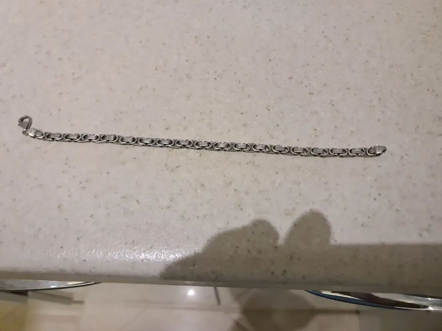 دستبند و زنجیر و انگشتر نقره|جواهرات|قم, باغ کرباسی|دیوار