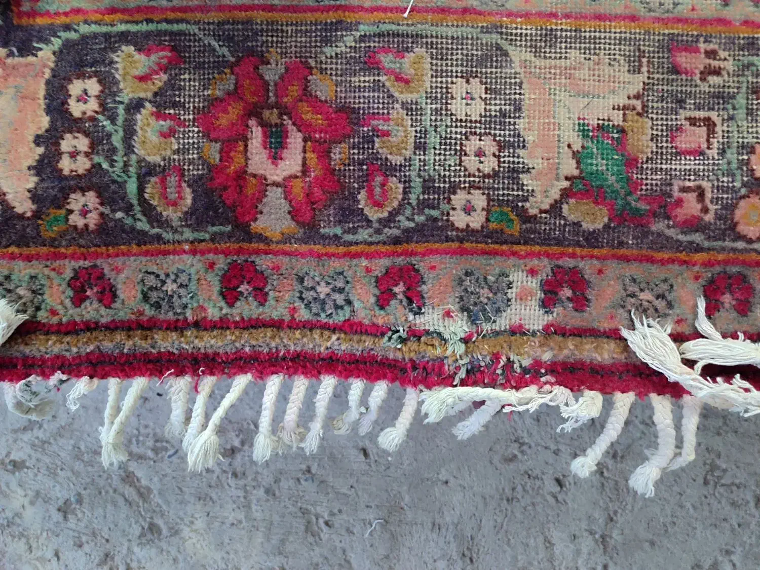 فرش دست بافت|فرش|سنگر, |دیوار