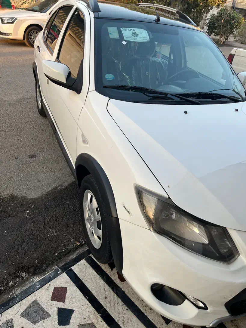 کیویک ۱۴۰۲ سفید مشکی بدون رنگ مشابه صفر|خودرو سواری و وانت|شوش, |دیوار