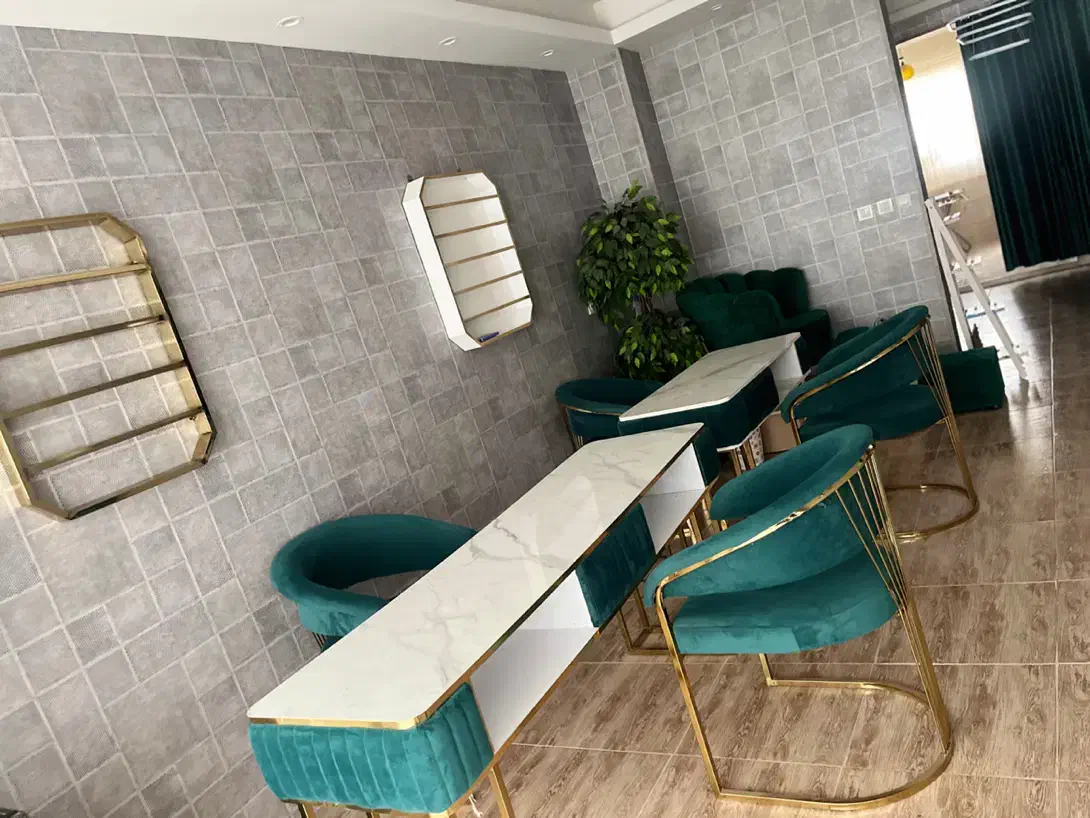 اجاره میز ناخن|آرایشگاه و سالنهای زیبایی|اردبیل, |دیوار