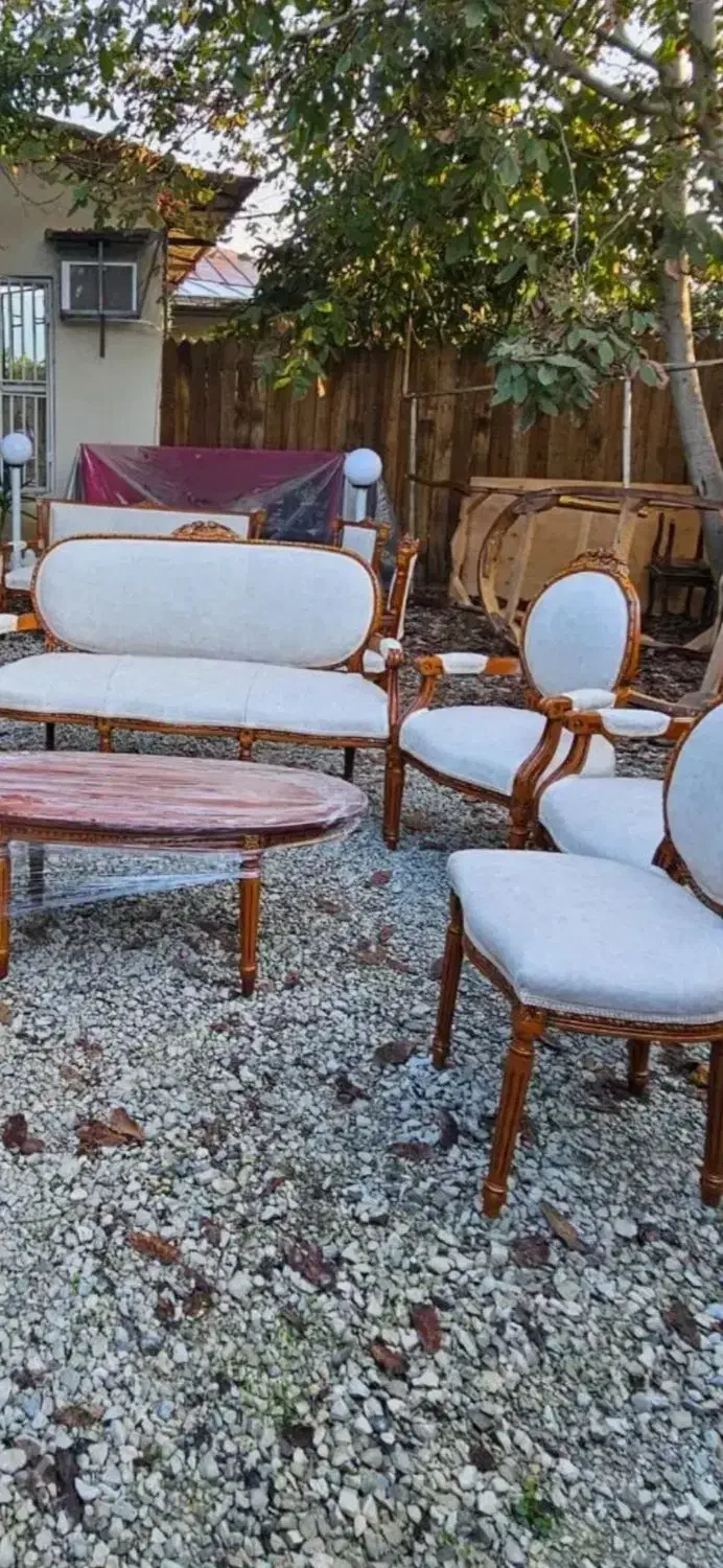 مبل نیو ترک به دلیل تغییر شغل حراج|مبلمان خانگی و میز عسلی|رشت, استادسرا|دیوار