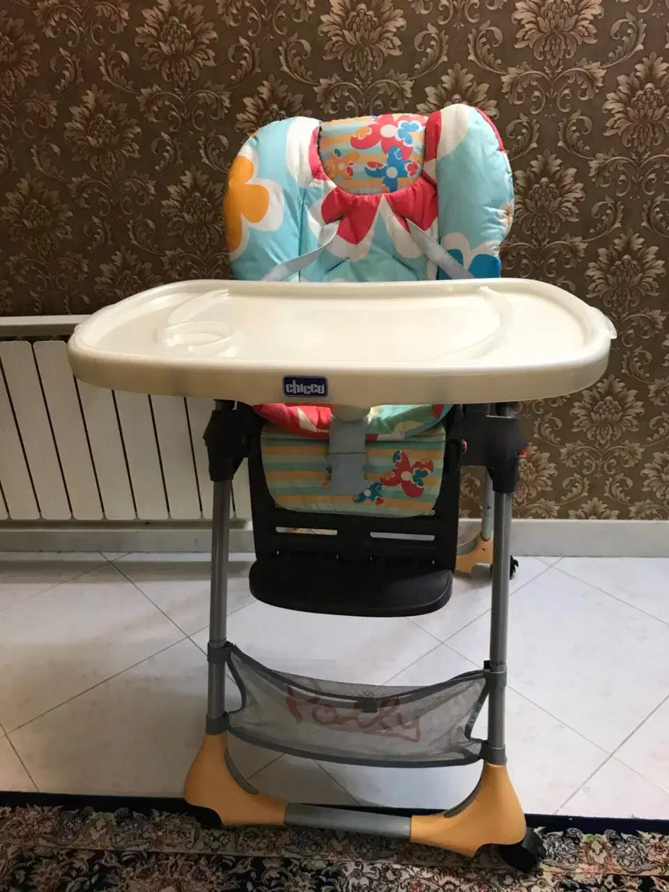 صندلی غذا خوری کودک|تخت و صندلی بچه|پردیس, فاز ۳|دیوار