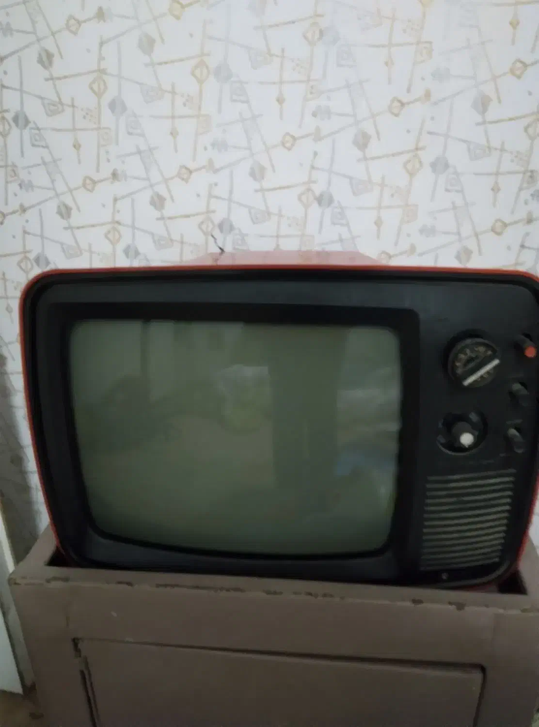 تلویزیون ۱۴ اینچ|تلویزیون و پروژکتور|کرمانشاه, |دیوار