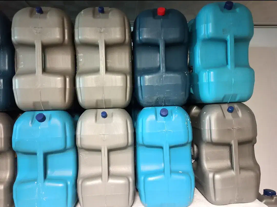 گالن ۲۰ لیتری|ظروف نگهدارنده، پلاستیکی، یکبارمصرف|زنجان, |دیوار