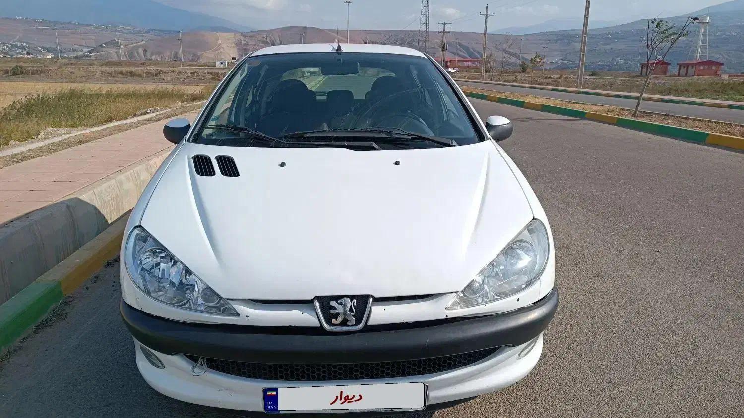 پژو ۲۰۶ مدل ۸۹ تیپ ۳|خودرو سواری و وانت|رشت, باهنر|دیوار