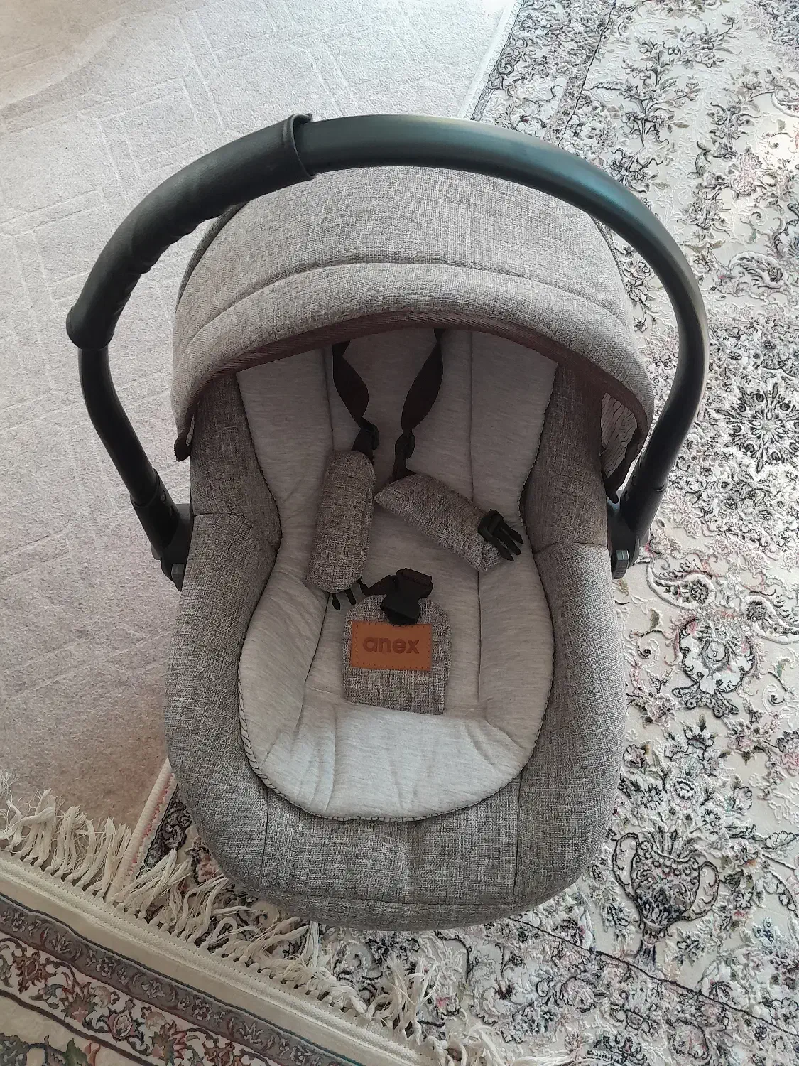 سیسمونی کودک کاملا نو و سالم|اسباب و اثاث بچه|خوی, |دیوار