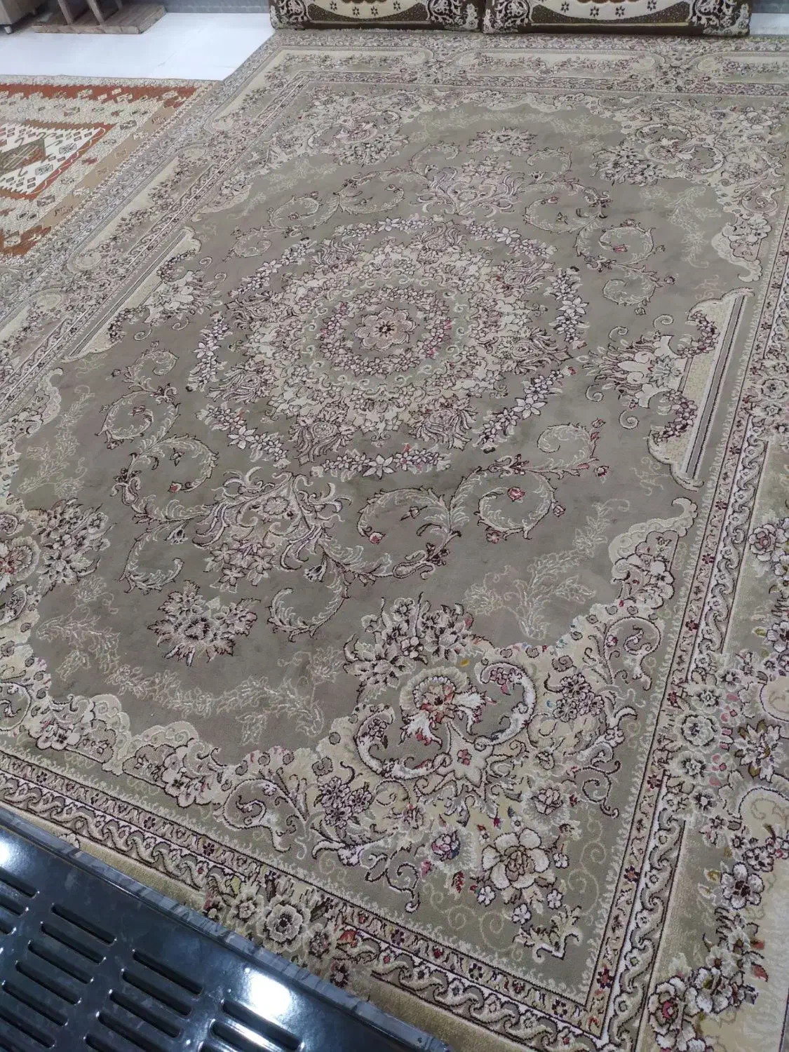 فرش|فرش|نیشابور, سرآب کوشک|دیوار