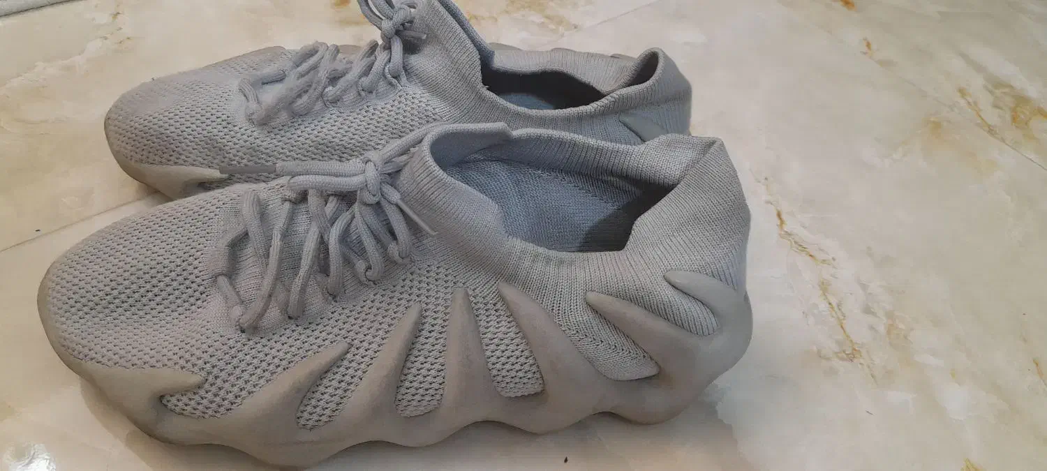 کتونی خارجی رنگ طوسی|کیف، کفش، کمربند|تهران, ترمینال غرب|دیوار