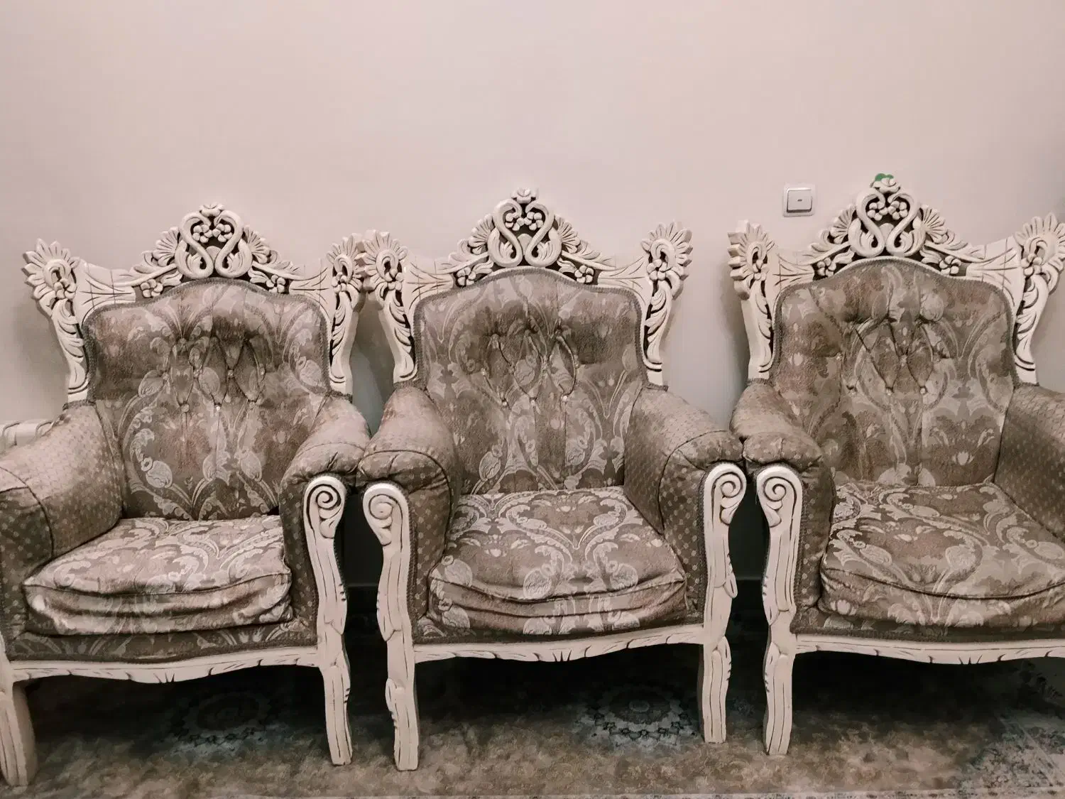 مبل سلطنتی  ۸ نفره|مبلمان خانگی و میز عسلی|تهران, جوادیه|دیوار