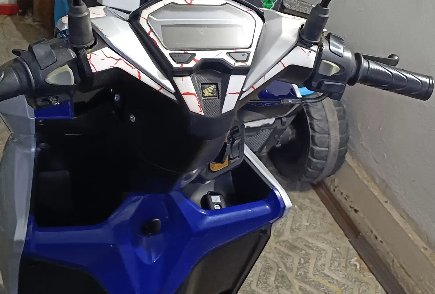 موتور سیکلت کلیک۱۵۰|موتورسیکلت|قم, قلعه کامکار|دیوار