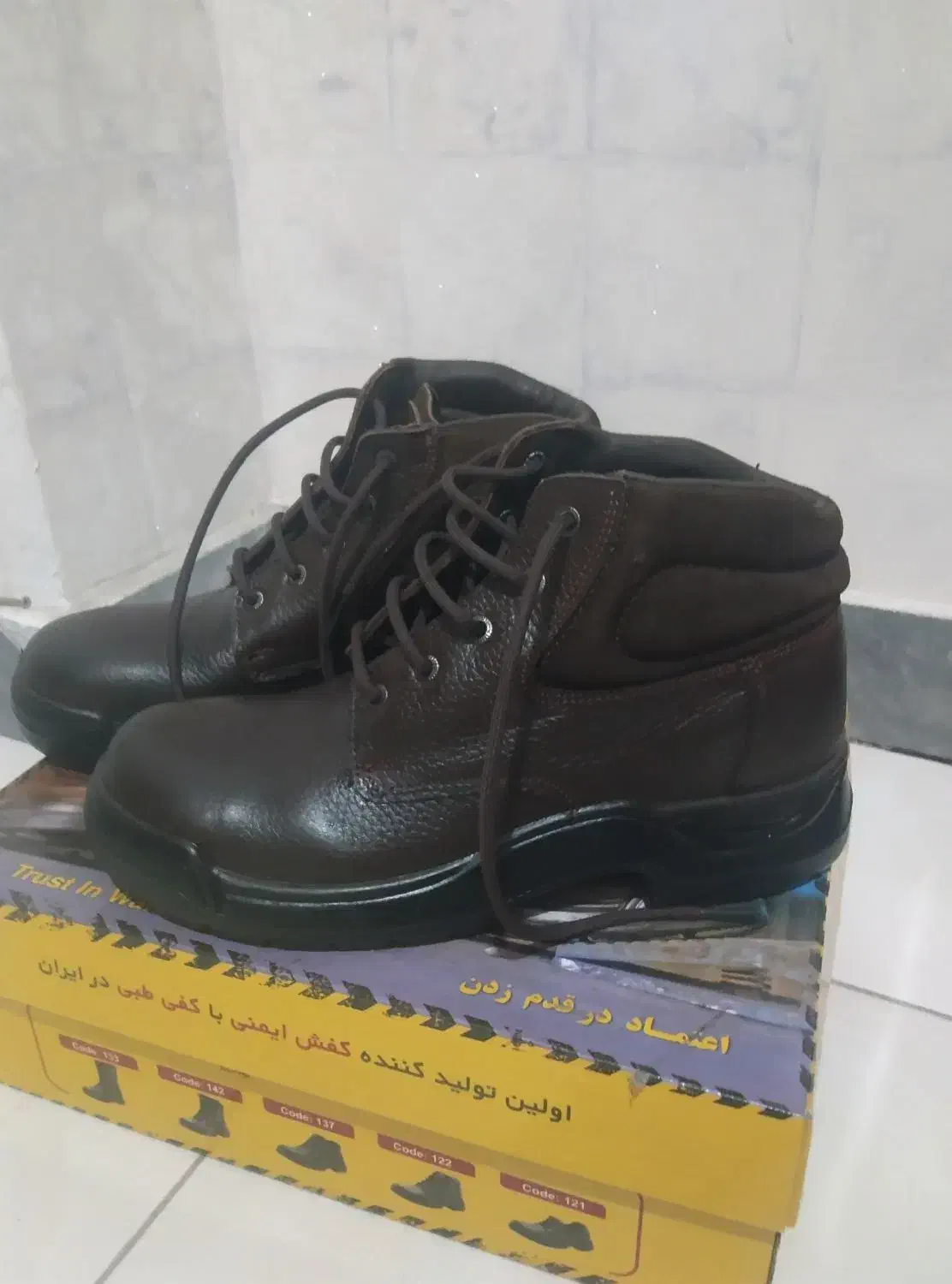 سبک،راحت،خیلی زیرقیمت(نسبت به تمام آگهی ها)|کیف، کفش، کمربند|اهواز, مستغلات|دیوار