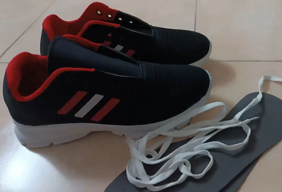 کتونی مردانه و زنانه|کیف، کفش، کمربند|قم, منبع آب|دیوار