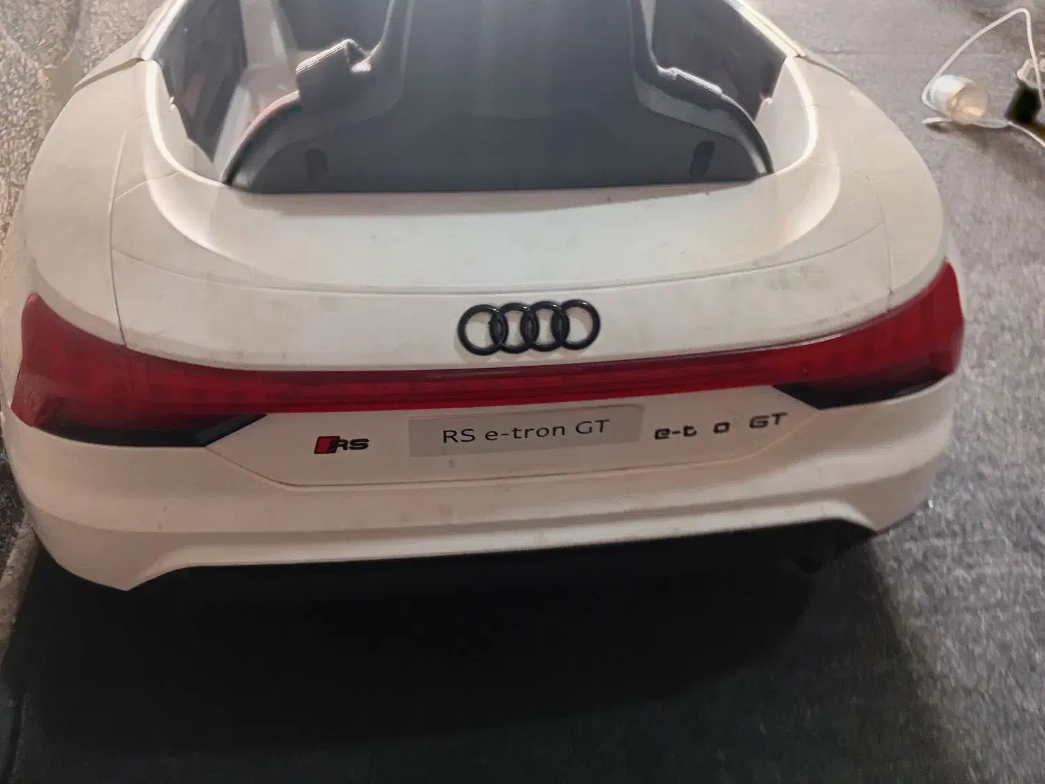 ماشین شارژی|اسباببازی بچه|اهواز, زیتون کارگری|دیوار