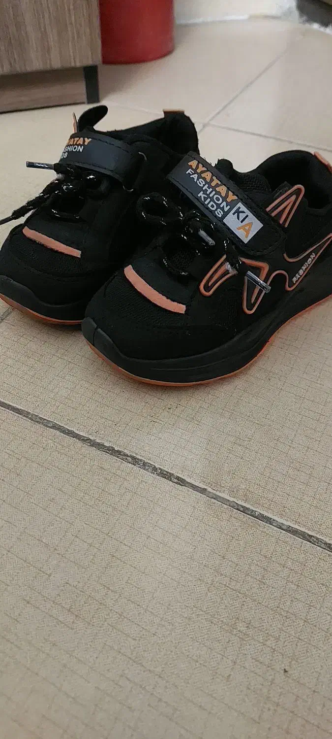 کفش پسرانه و دخترانه ۵تا۶ سال|کفش و لباس بچه|بیرجند, |دیوار