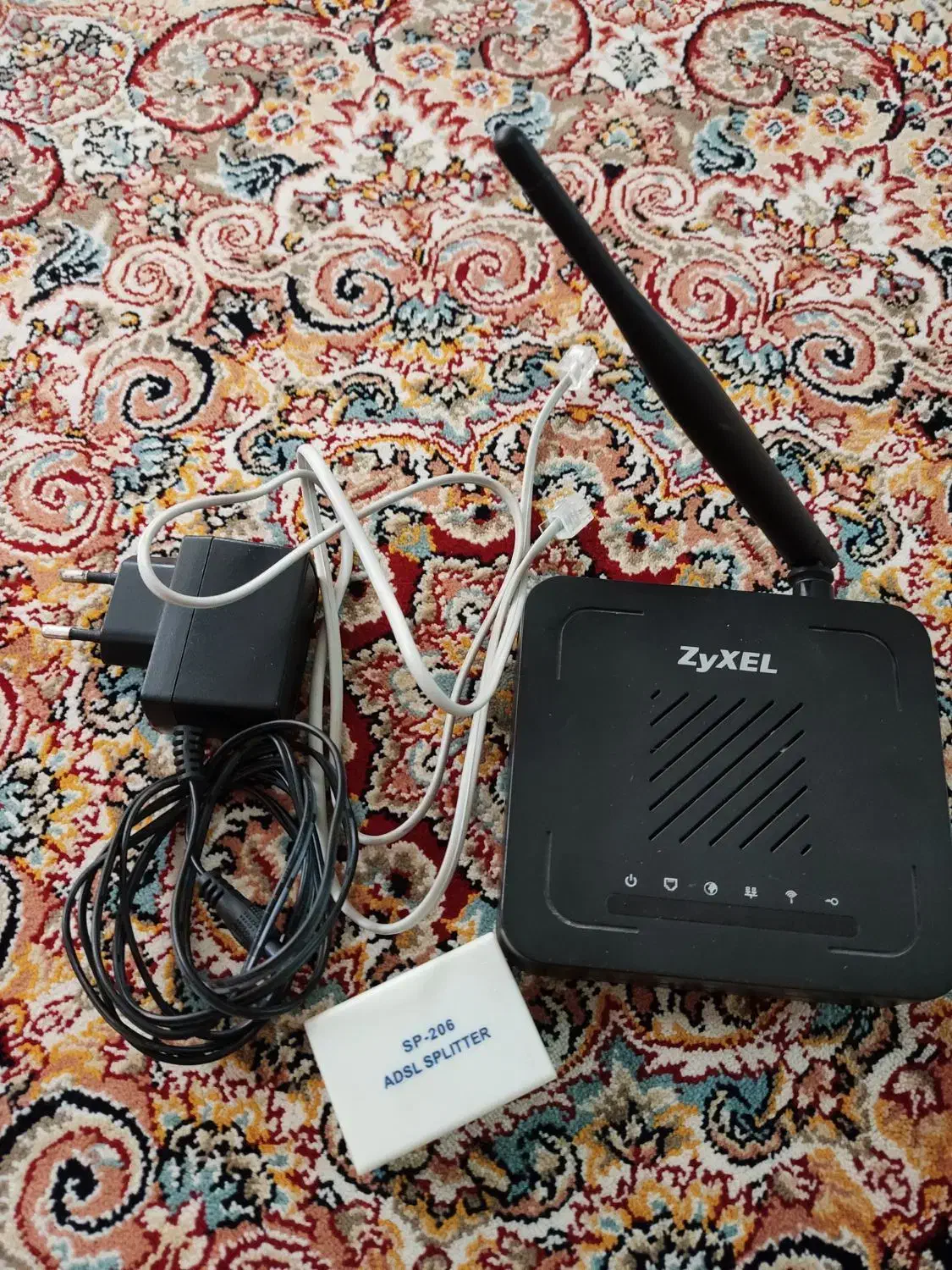 مودم|مودم و تجهیزات شبکه|کاشان, فاز ۲ ناجی آباد|دیوار