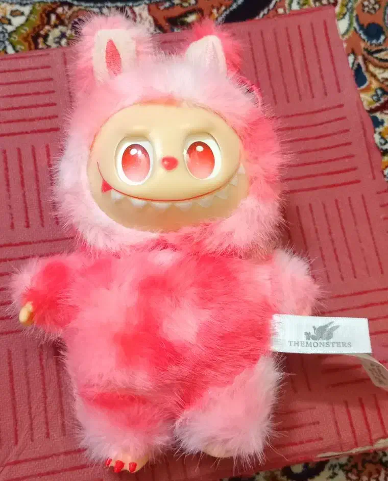 لبوبو|اسباببازی|بابل, |دیوار