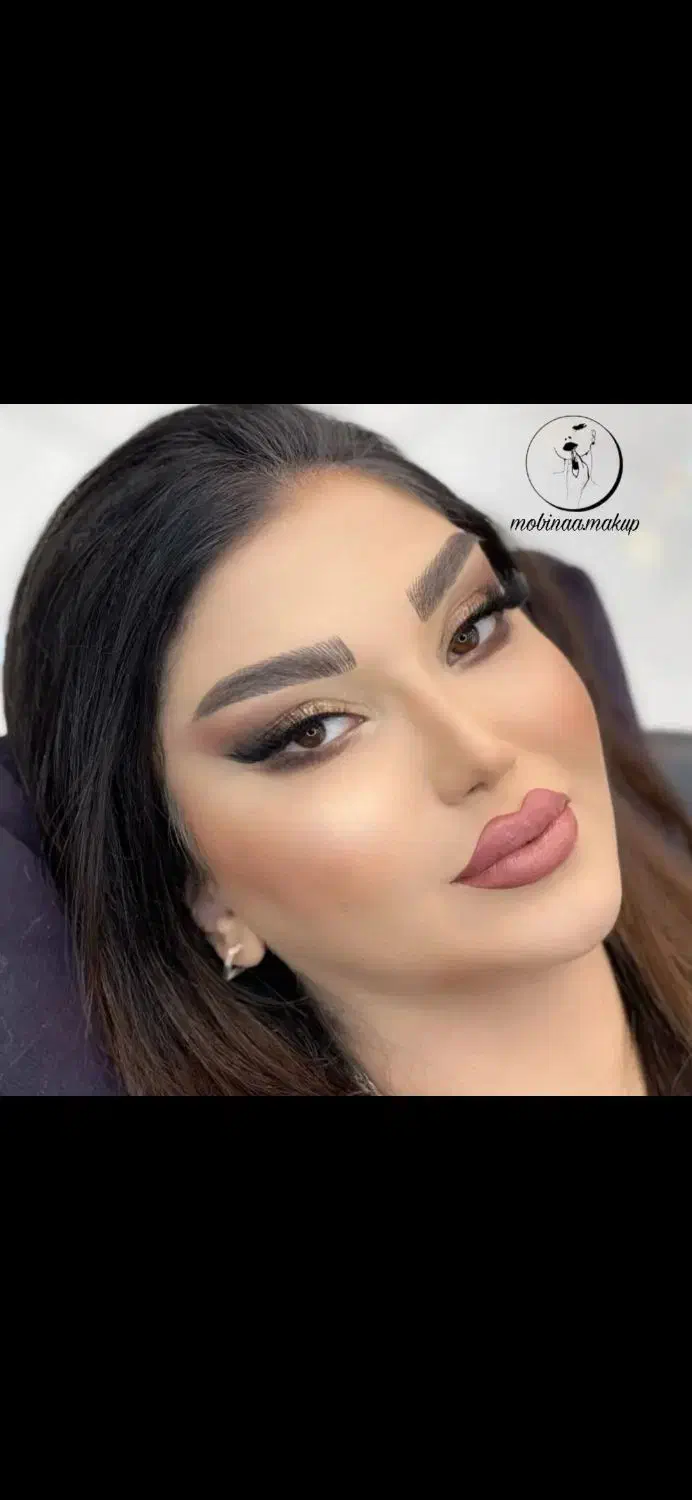 میکاپ‌ شنیون|خدمات آرایشگری و زیبایی|اندیشه, اندیشه فاز ۳|دیوار