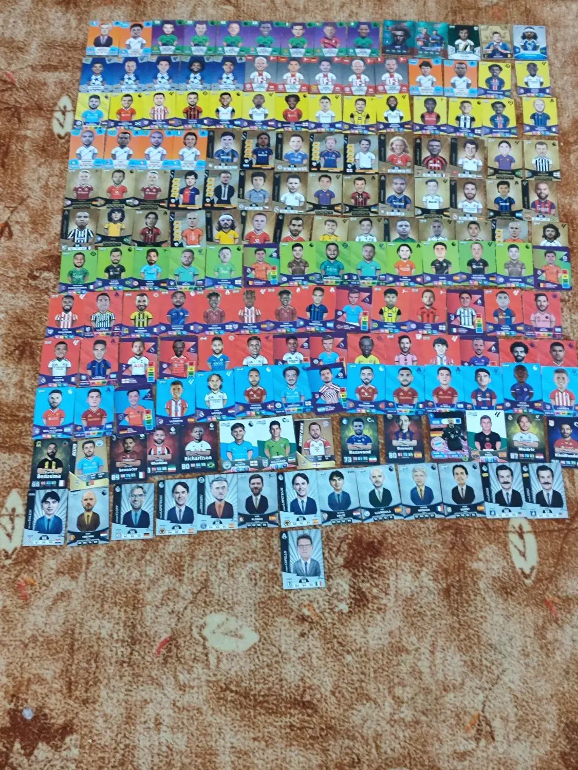 کیمدی|اسباب‌بازی بچه|مرودشت, نقش رستم|دیوار