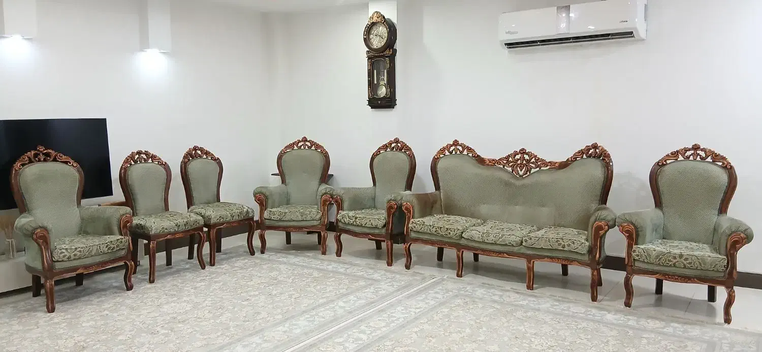 مبل ۹ نفره کلاسیک چوب راش|مبلمان خانگی و میز عسلی|اهواز, کوی ترابری|دیوار