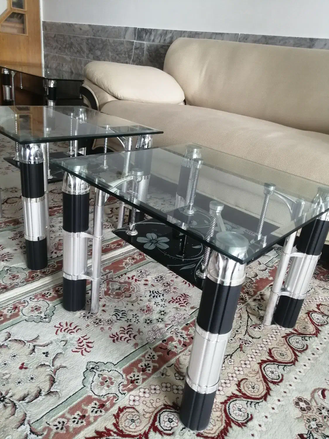 میز عسلی جلو مبلی شیک|مبلمان خانگی و میز عسلی|شیروان (خراسان), |دیوار